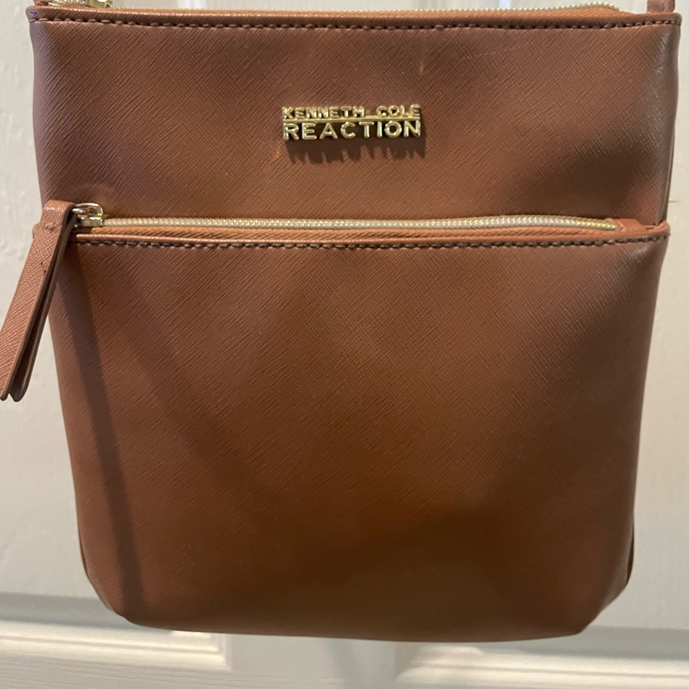 Kenneth Cole Reaction Crossbody Purse